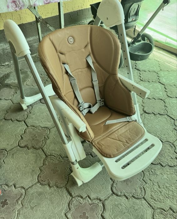 Детский стул для кормления