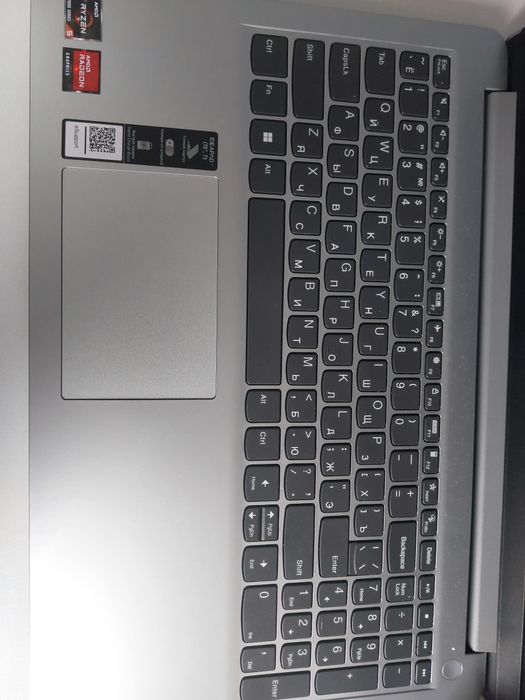 Lenovo Ideapad 3