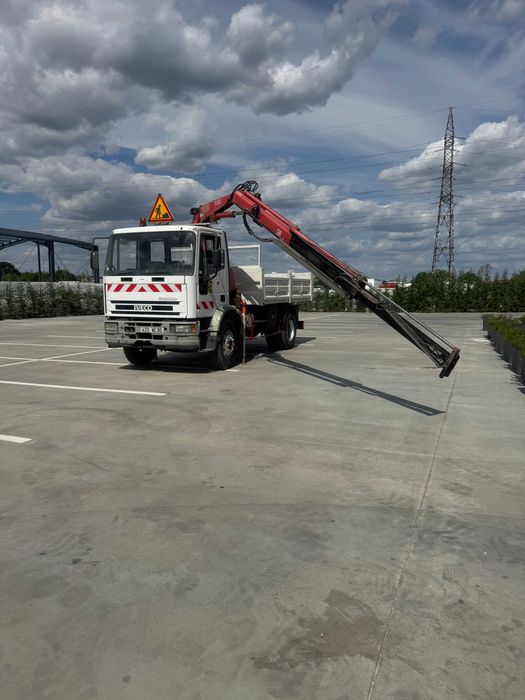 Basculanta Iveco cu macara 15 T