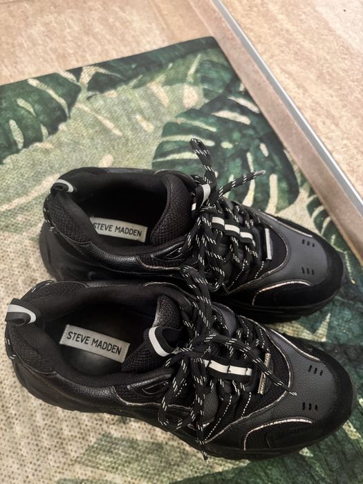 Маратонки Steve Madden 39 номер