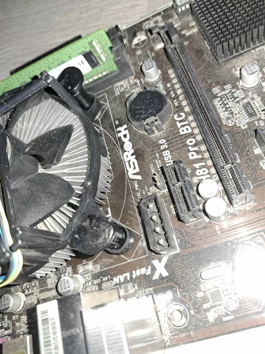 Placa de baza ASRock H81 PRO BTC, fara shild