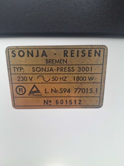 Преса за гладене и подлепяне Sonja - Press