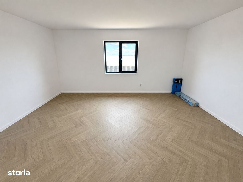 520 mp teren! 120 mp utili! CANALIZARE! Casa 4 camere, Miroslava