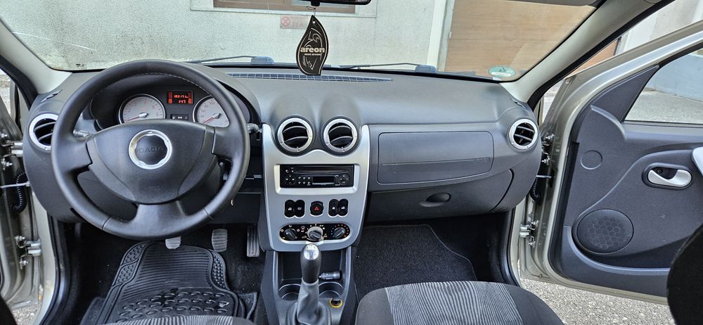 Logan mcv 2010 / 1.5 diesel  full unic proprietar