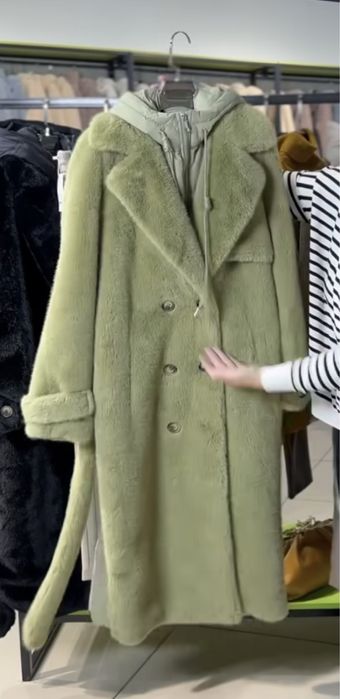 Шубка из ангоры на Ред