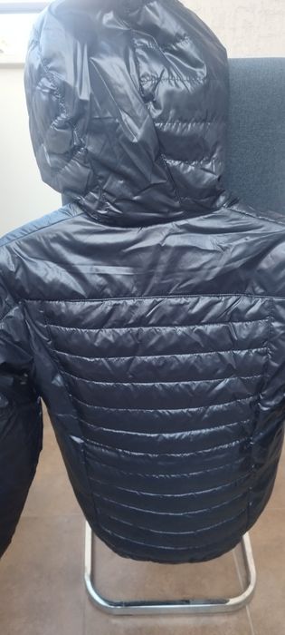 Тънко черно яке за момче
