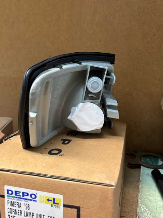 Поворотники примьера П11