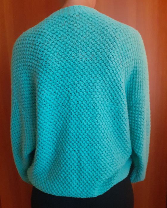 Pulover vernil crosetat