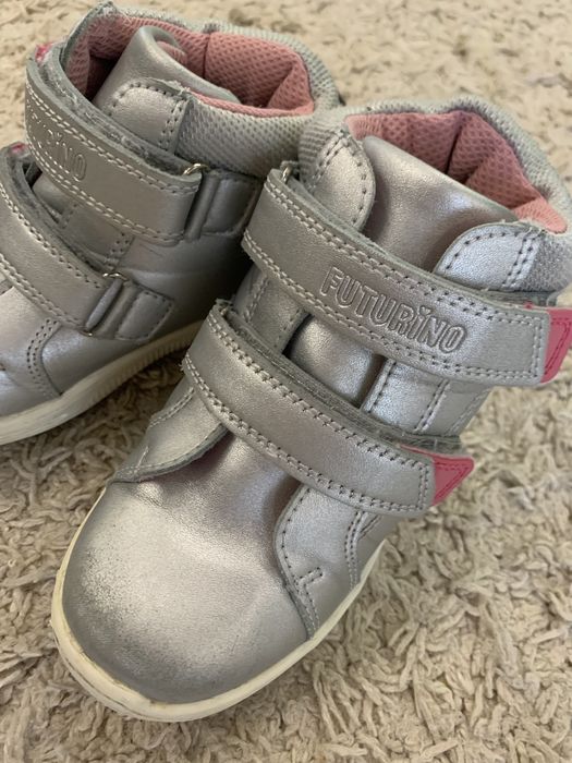 Ботиночки продам 27 размер