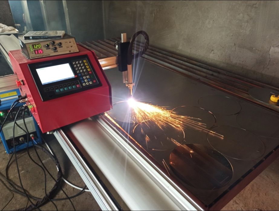Cnc cu plasma si Instalatie, cuptor de  vopsit in camp electrostatic