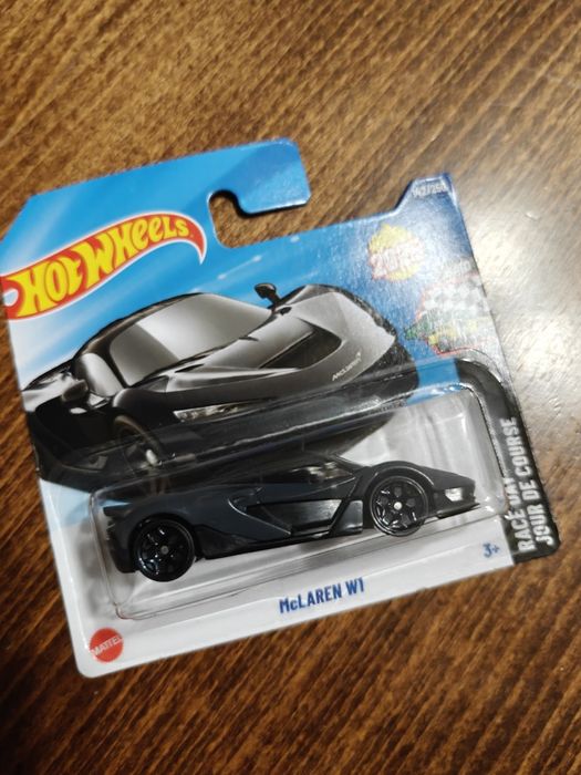 Продавам нови Hot Wheels колекционерски колички (Long Card)