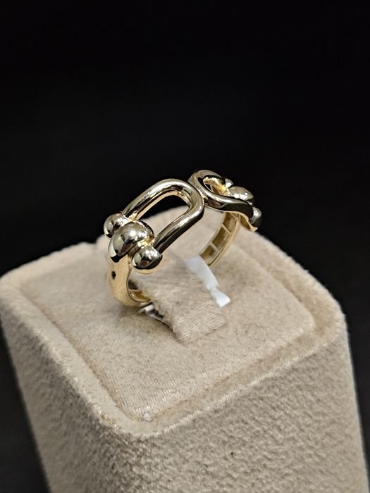 НОВ Златен Пръстен 2.43гр / 14К