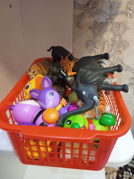 Набор детских зверюшек б/у