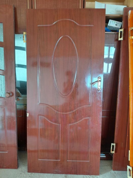 Продается двери 10 шт