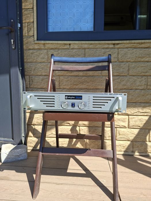 Skytec Pro480 2×240W професионален усилвател