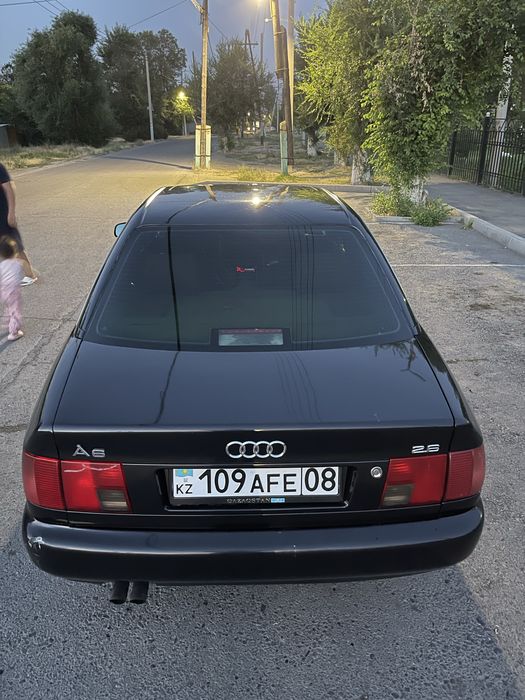 Ауди А6 С4 1997г.в