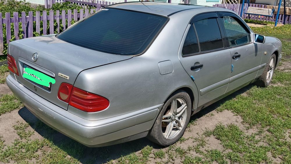 Продам мерседес w210