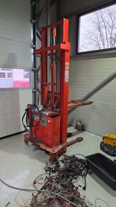 Liza electrica INCAB Milano