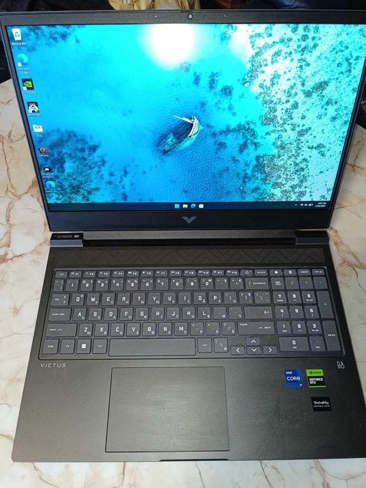 ОТЛИЧЕН! HP Victus 16 - 14-ядрен Intel Core i7-13700H / RTX 4050 / 32GB DDR5 / 144 hz