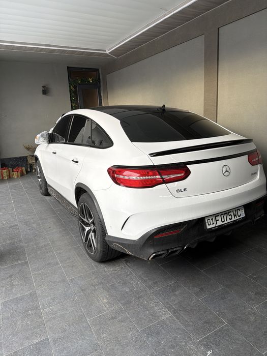 Мерседес GLE 400 4-Matik