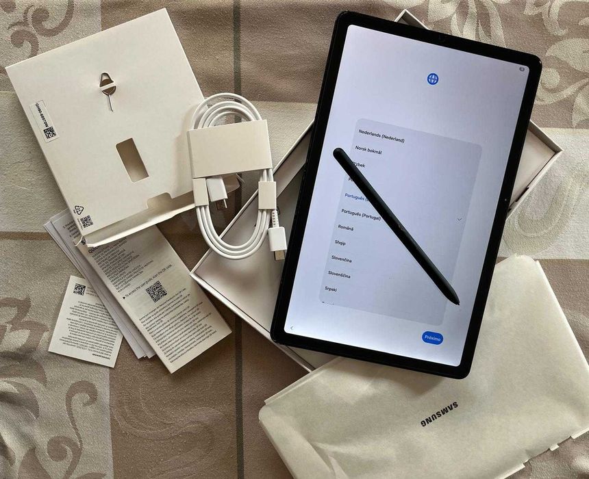 Tableta Samsung Galaxy Tab S6 Lite 2024 P620 Wi-Fi Octa-Core 10.4 4GB RAM 128GB Grey, in garantie