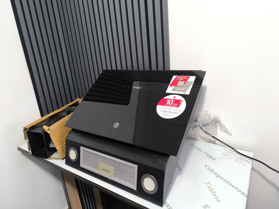 Hotă de Bucătărie Hoover - Panou Sticlă Negru - Wi-Fi/Aplicație Mobilă