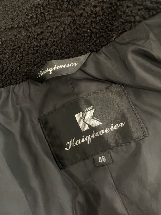 Продам куртку новую