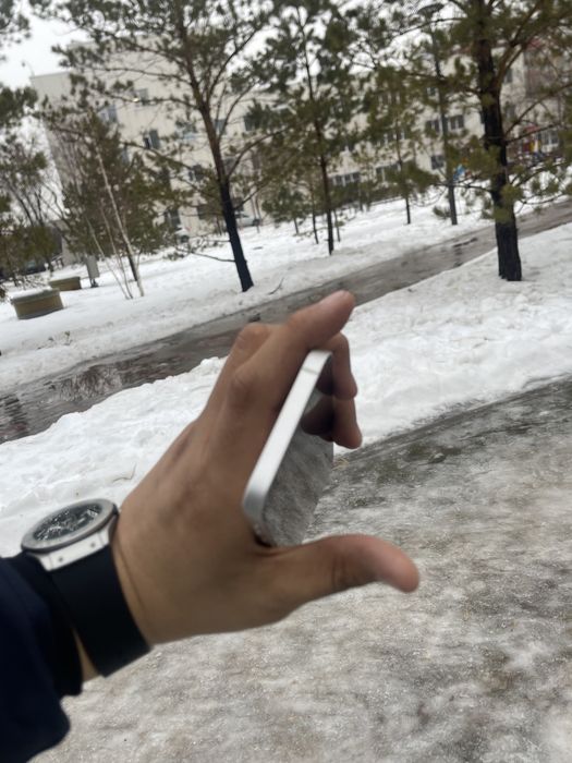 Продам iphone 12