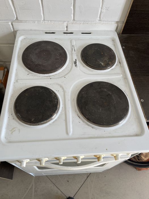 Электорплита 4-комфорки б/у