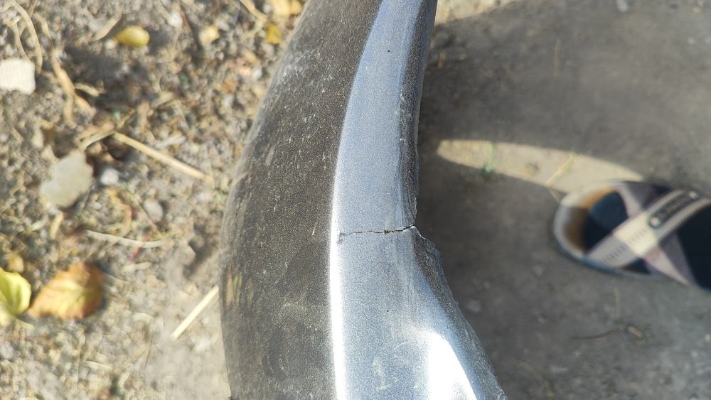 Бампер передний оригинал камри 55 Американс