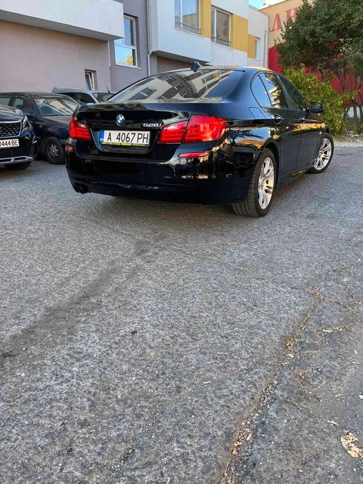 Продавам БМВ 528i 245к.с. M-PERFORMANS много добро състояние.