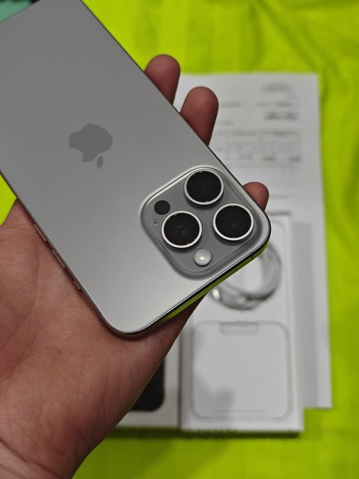 iPhone 15 Pro Max 256Gb без ремонта