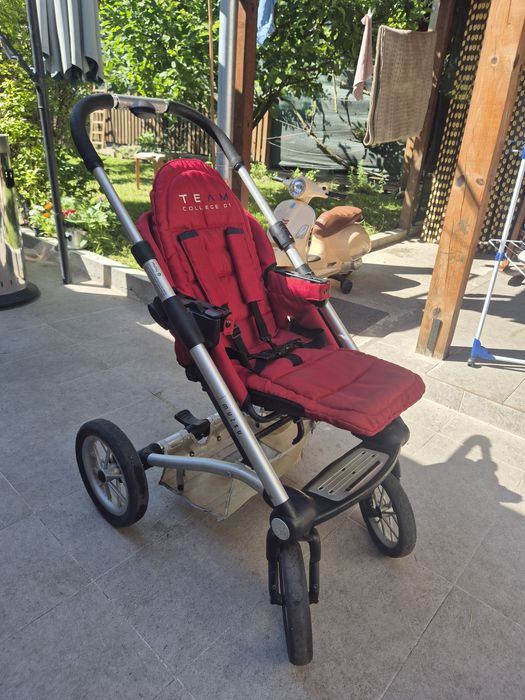 Бебешка количка Mutsy