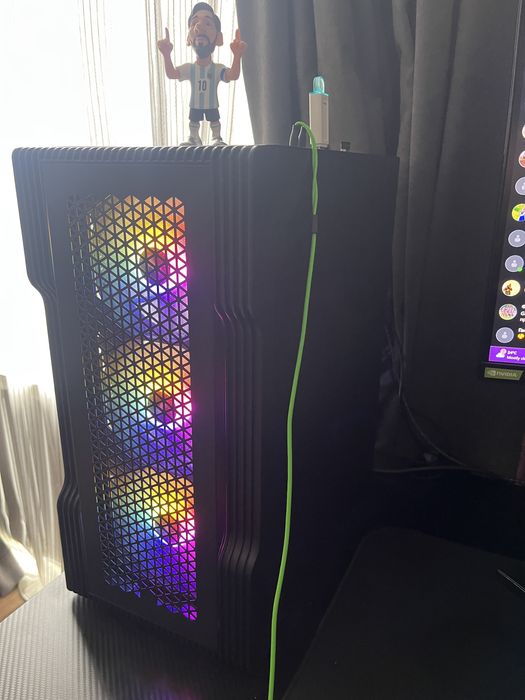 Геймърски компютър RTX3060 12G