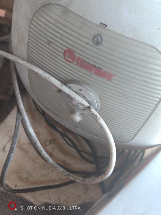 Продам Бойлер Ariston