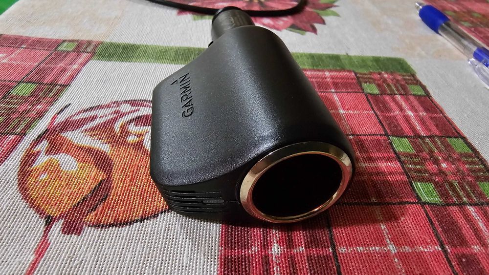 Оригинален адаптер за запалка за камион на Garmin с 2-ва USB-A порта