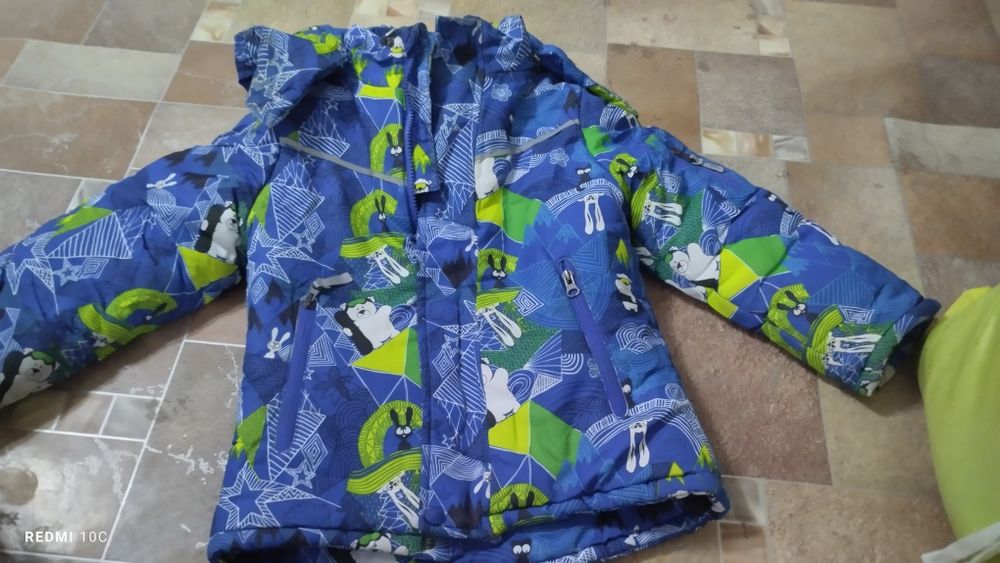 Отдам бесплатно детские вещи