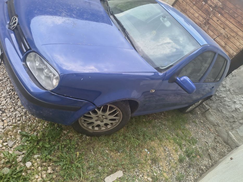Vând golf 4 gpl motor 1.6