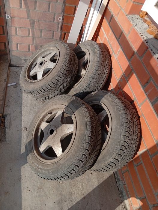 Зимние шины на 15