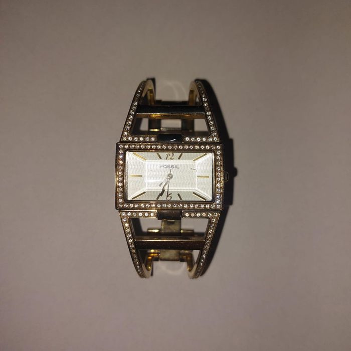 Женские ручные часы