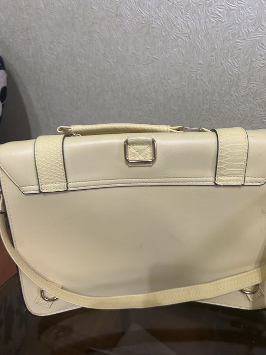 Сумка женская лемонного цвета