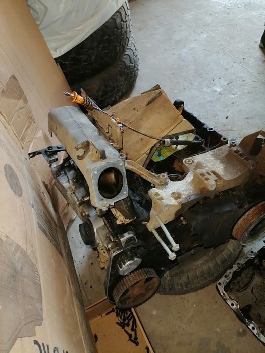 Мотор  1.8 турбо