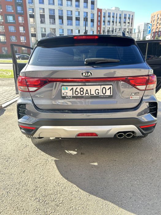 Kia 2021 года выпуска