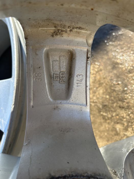 2бр джанти 5x114.3 17 Et38