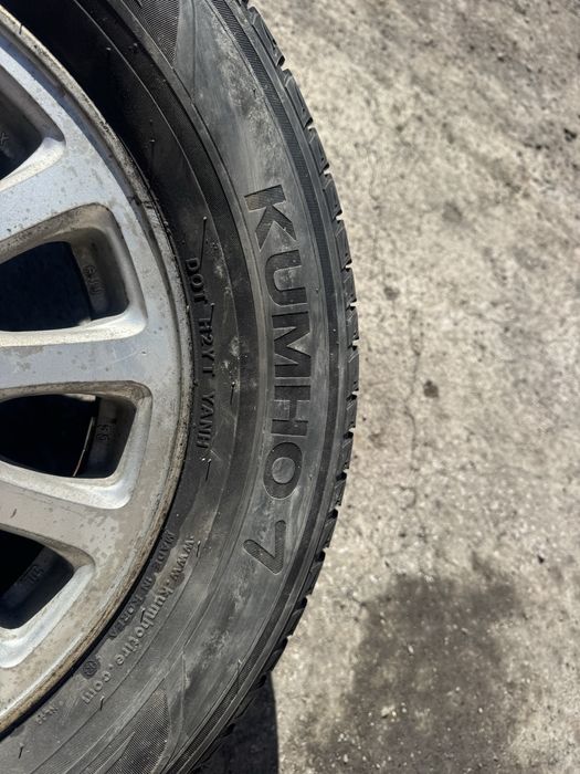 Шины на титантах продам r 15