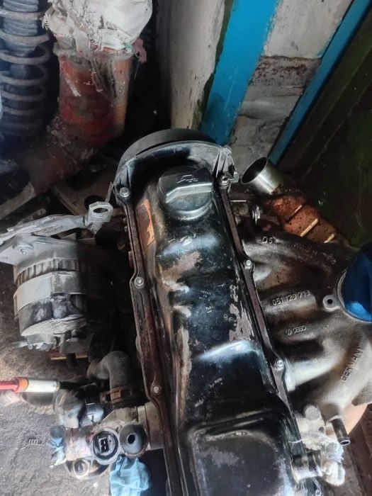 Продам автозапчасти Пассат Б-3