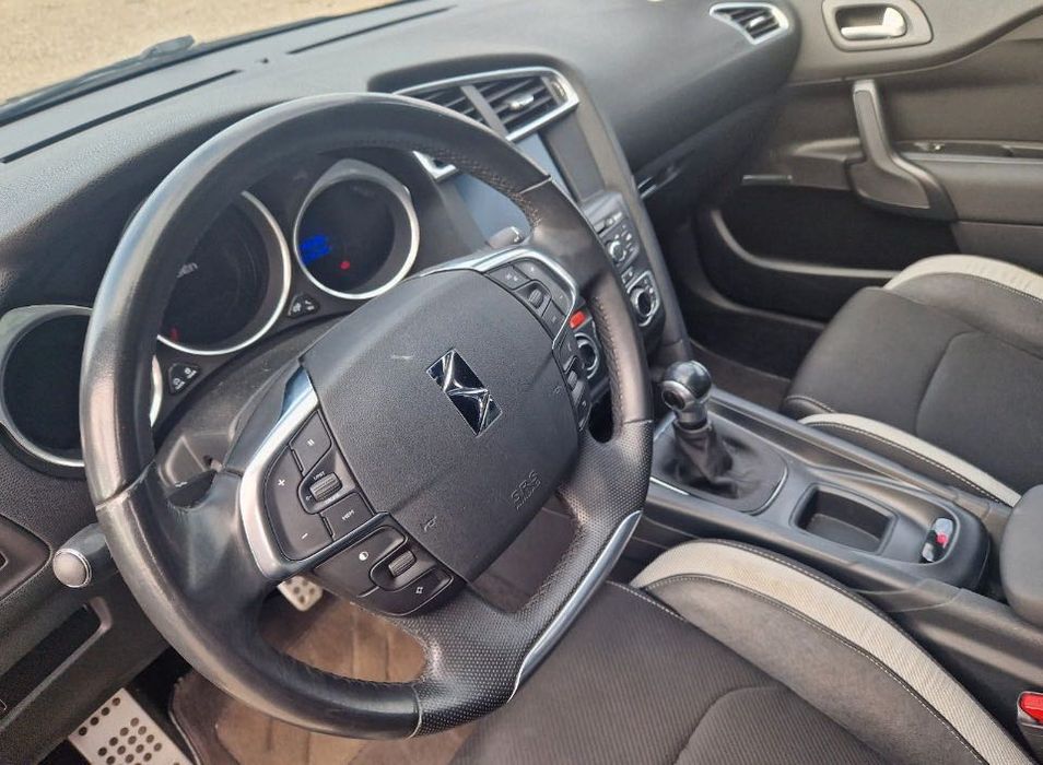 Citroen DS4 - 1.6 VTi benzină, 120 cp, cross-over 2014