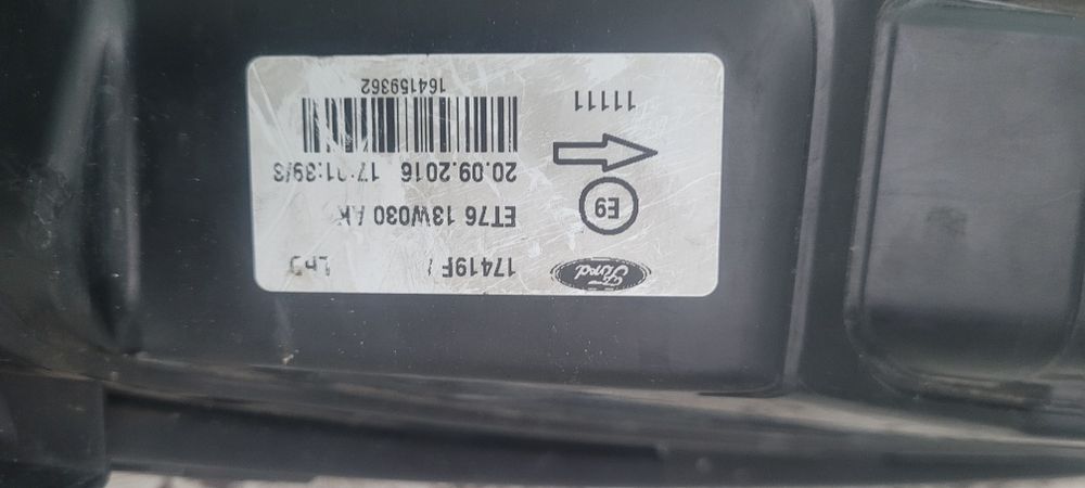 FAR Ford Transit Courier  ET7613W030AK