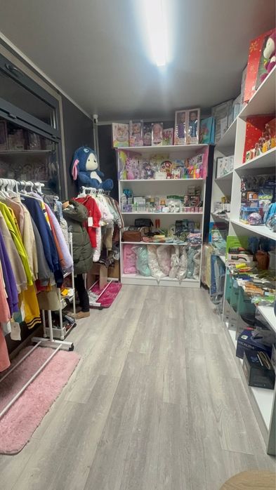 Продается магазин с одеждой