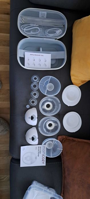 Двойна електрическа помпа за кърма Momcozy M5 +торбички за кърма